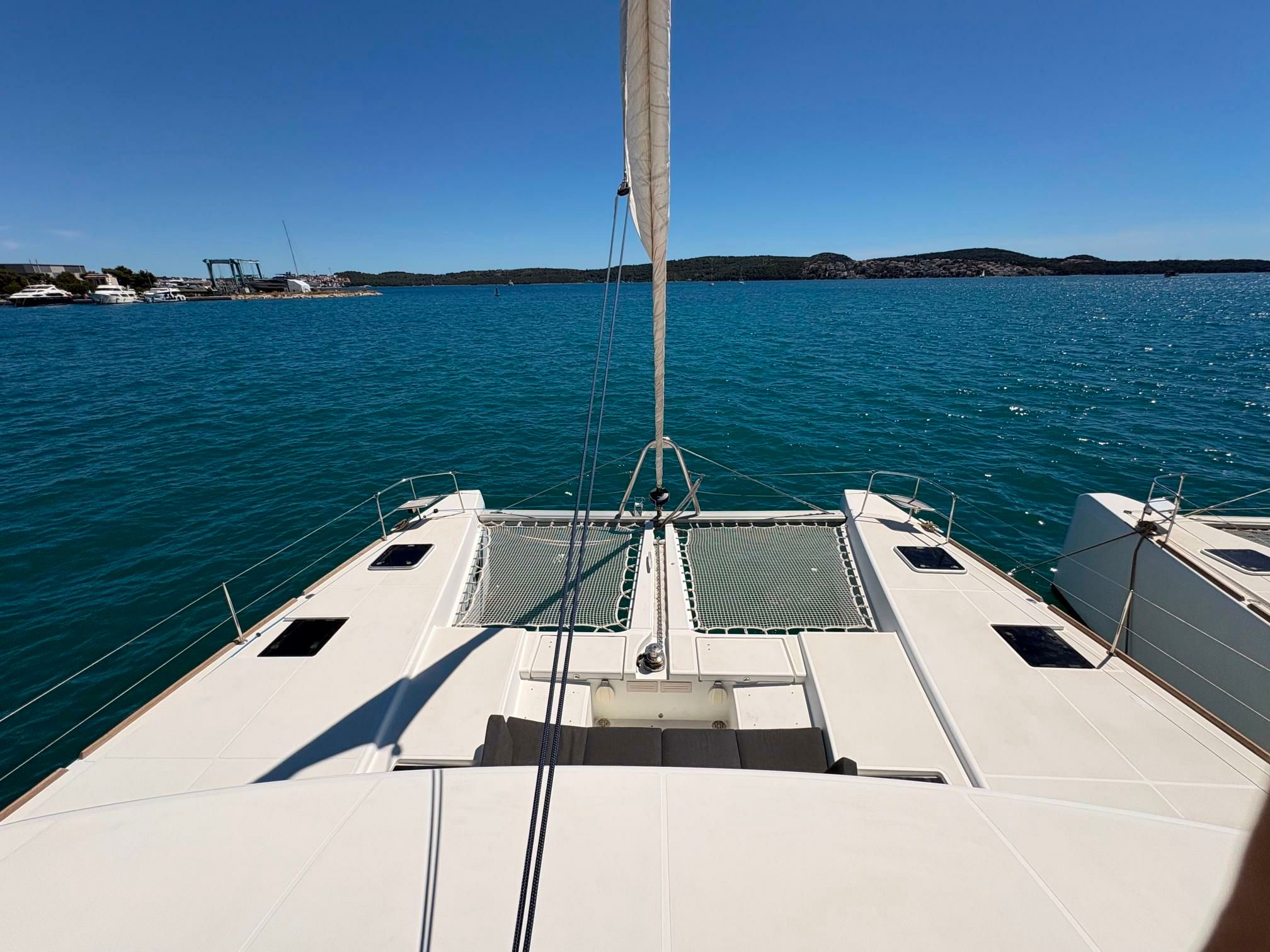 Lagoon 52 F | Berlioz
