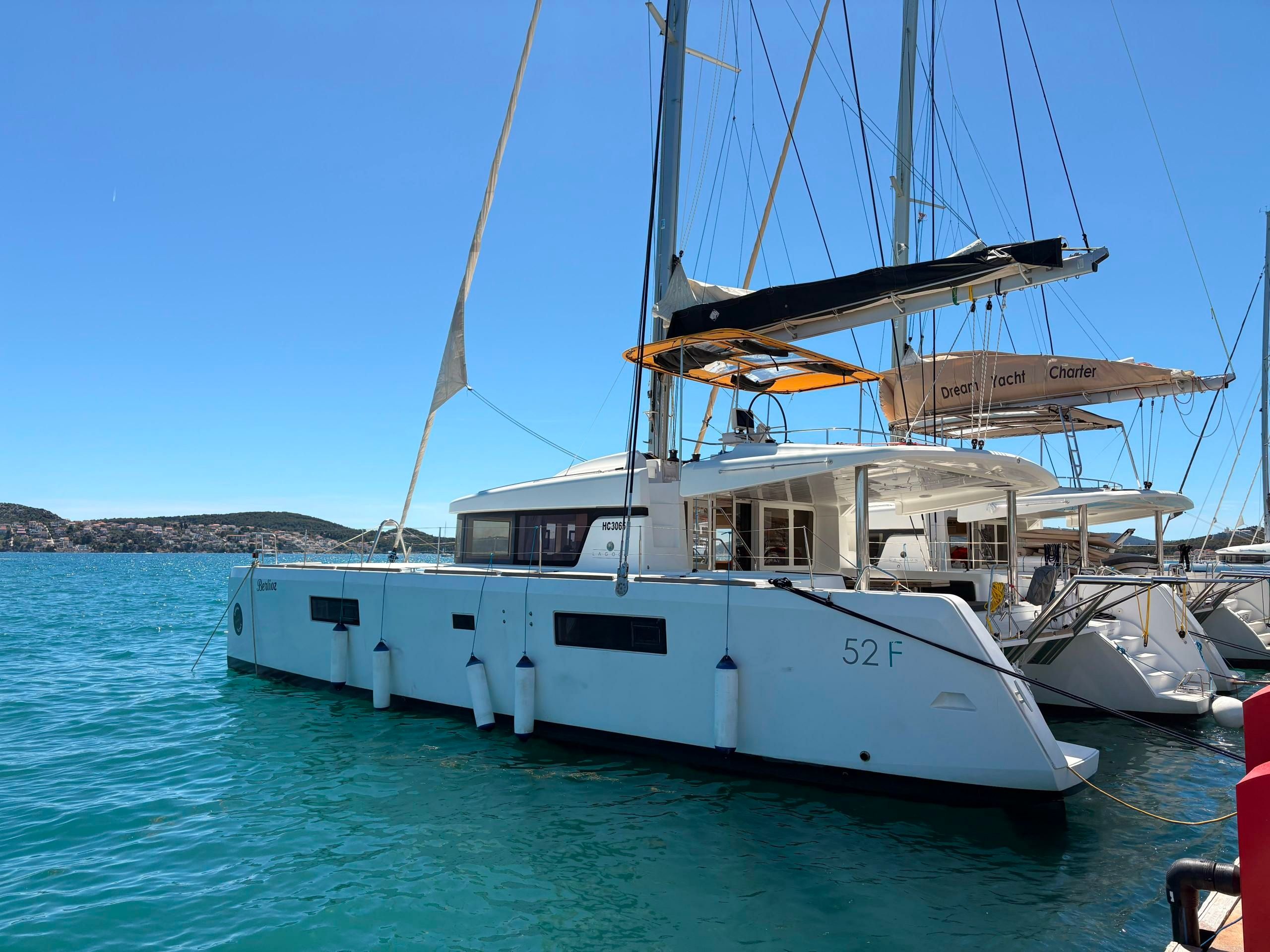 Lagoon 52 F | Berlioz