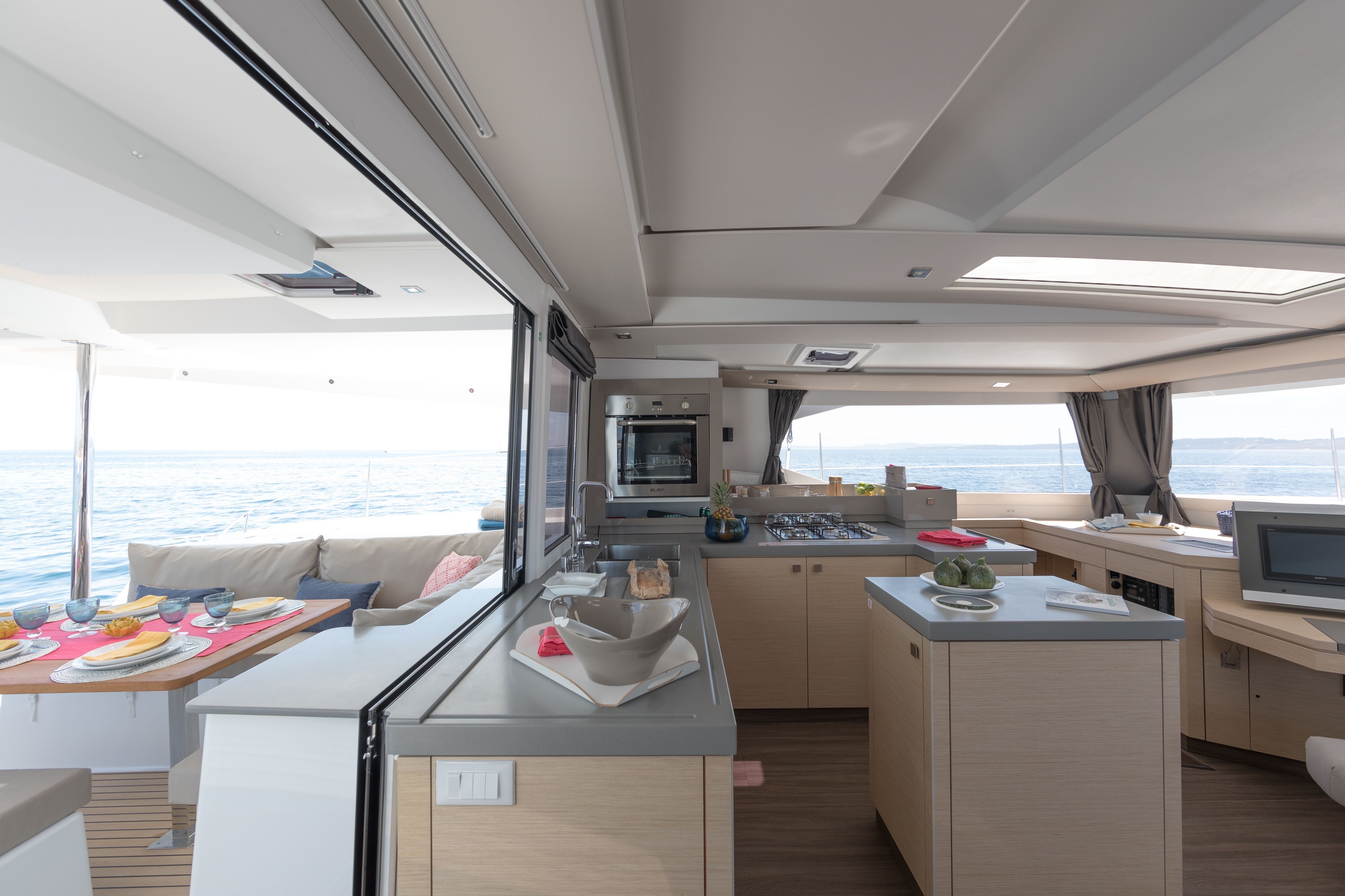 Fountaine Pajot Saona 47 | Sapotier
