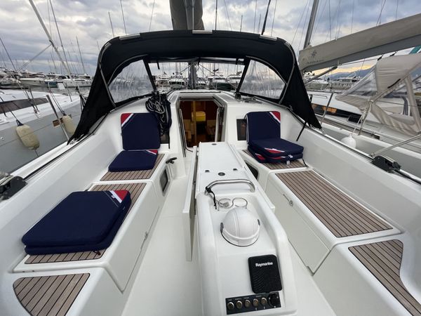 Jeanneau Sun Odyssey 410 | Ariel