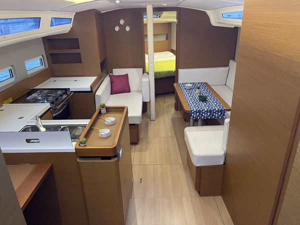 Jeanneau Sun Odyssey 410 | Ariel