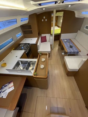 Jeanneau Sun Odyssey 410 | Ariel