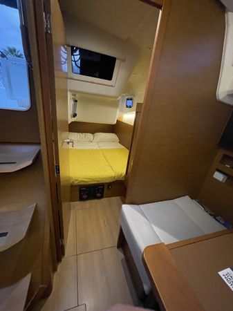 Jeanneau Sun Odyssey 410 | Ariel