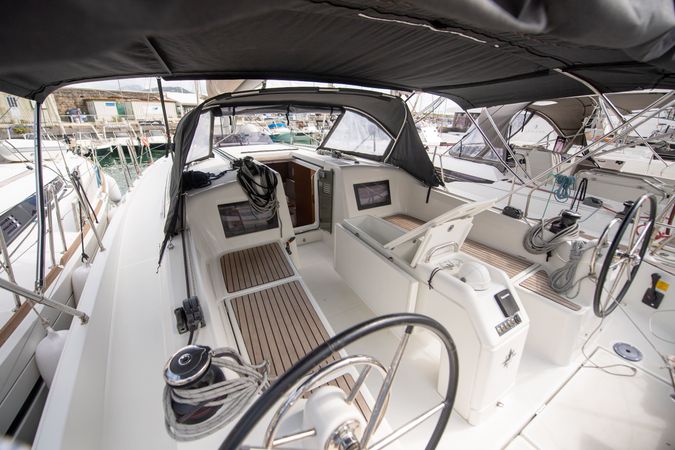 Jeanneau Sun Odyssey 410 | Ariel