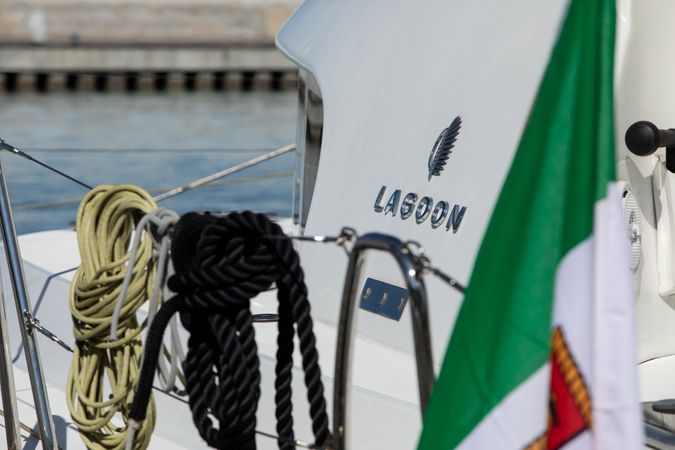 Lagoon 380 S2 | Malvasia