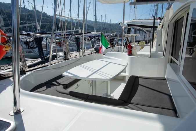 Lagoon 380 S2 | Malvasia