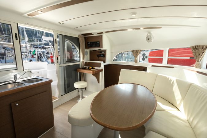 Lagoon 380 S2 | Malvasia