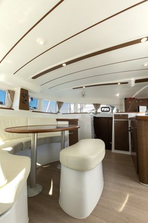 Lagoon 380 S2 | Malvasia