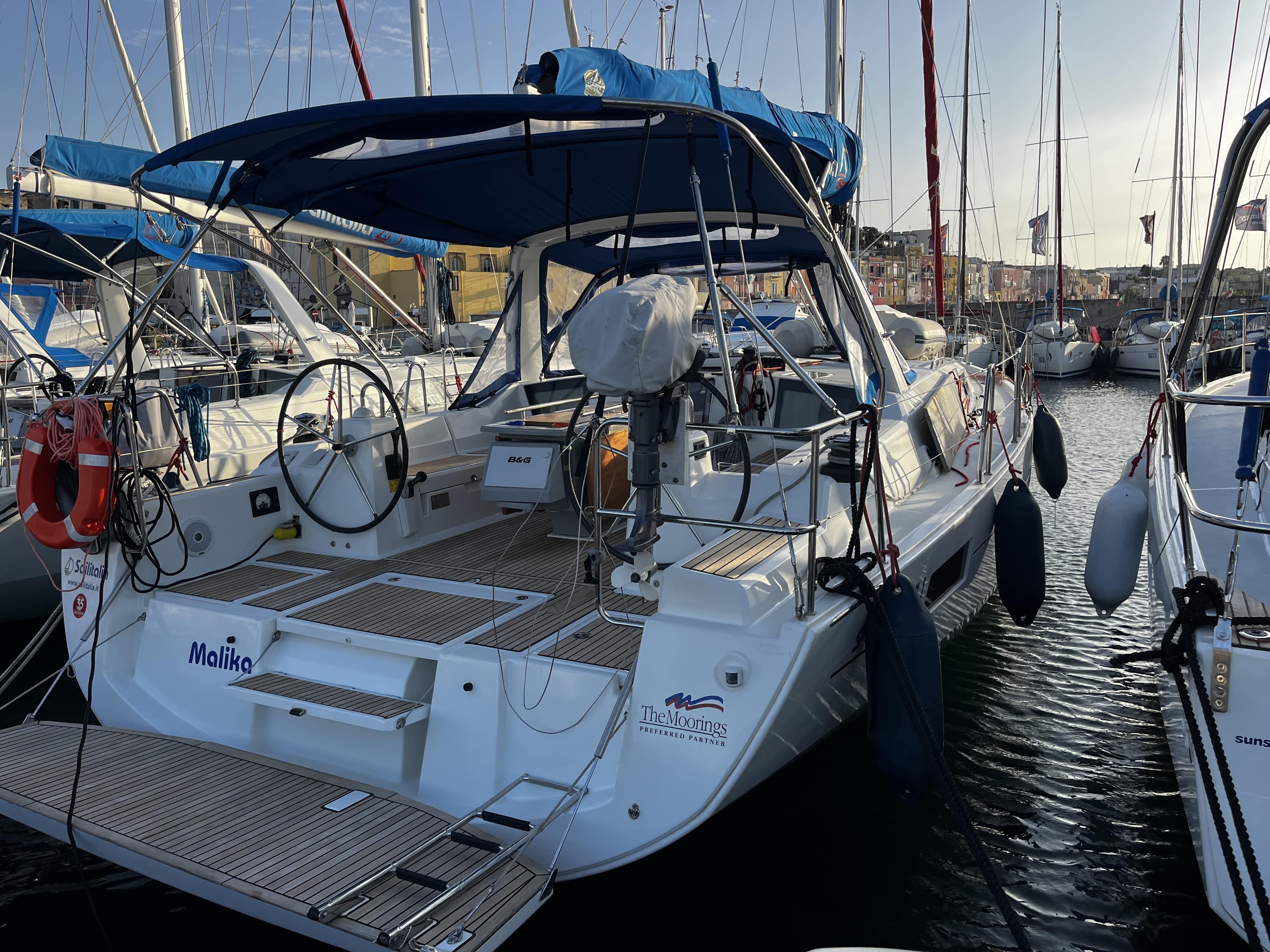 Beneteau Oceanis 41.1 | Malika