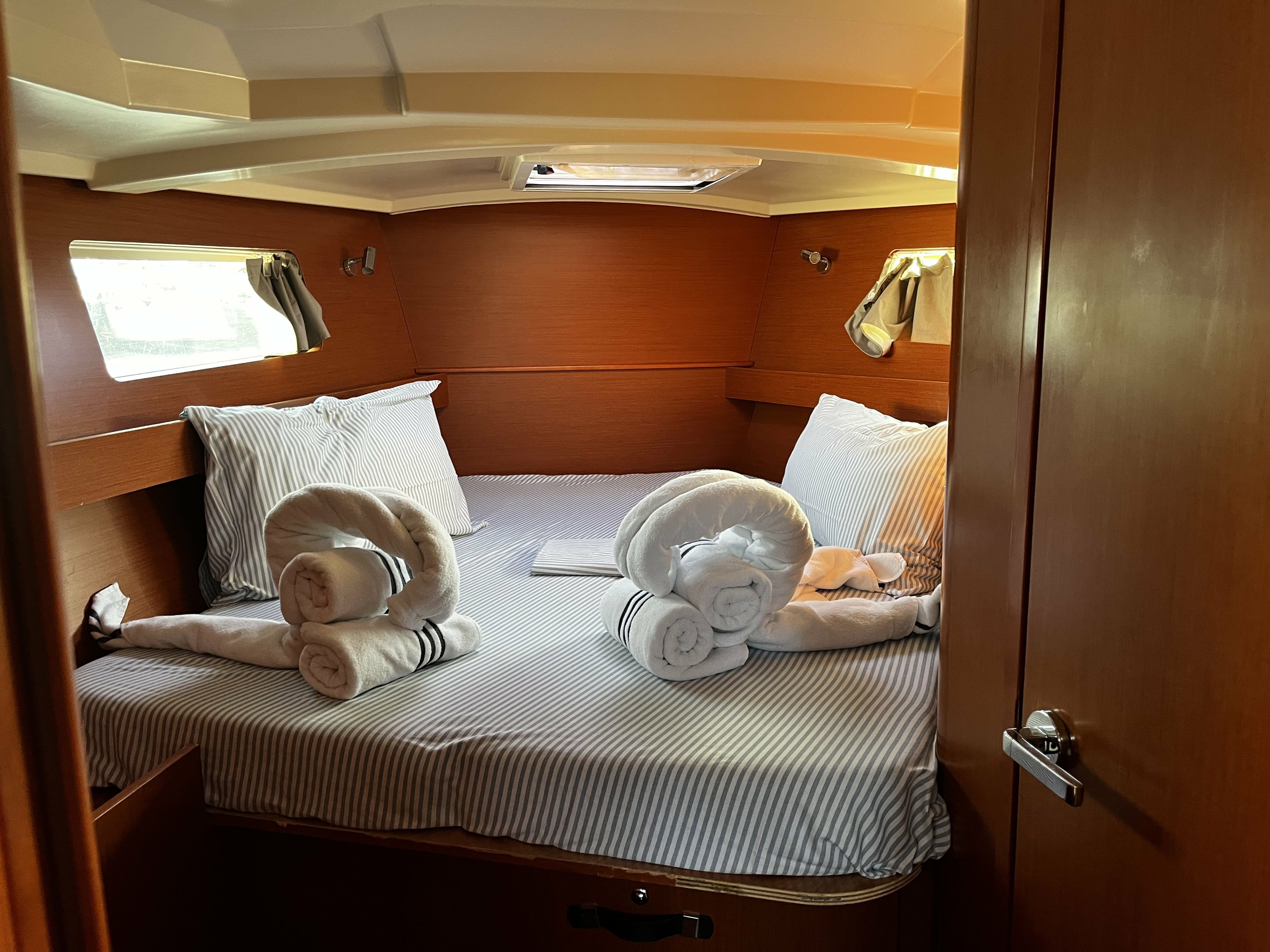 Beneteau Oceanis 41.1 | Malika