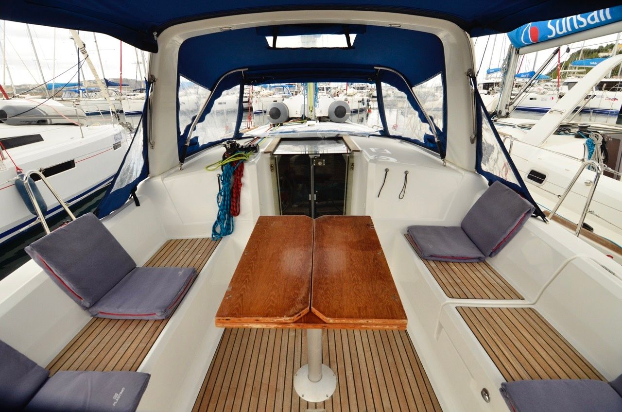 Beneteau Oceanis 38 | Jasmine