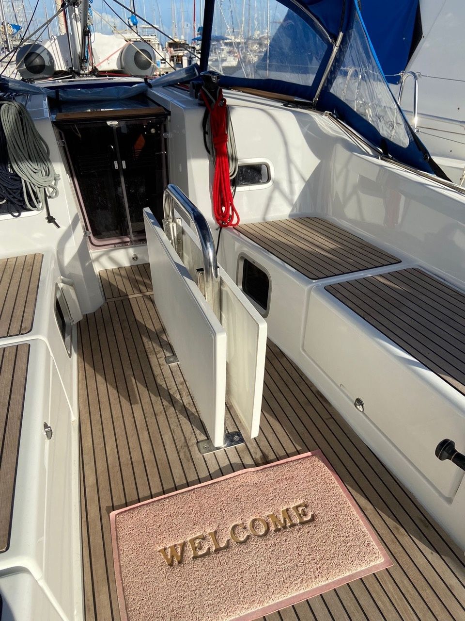 Beneteau Oceanis 38 | Jasmine