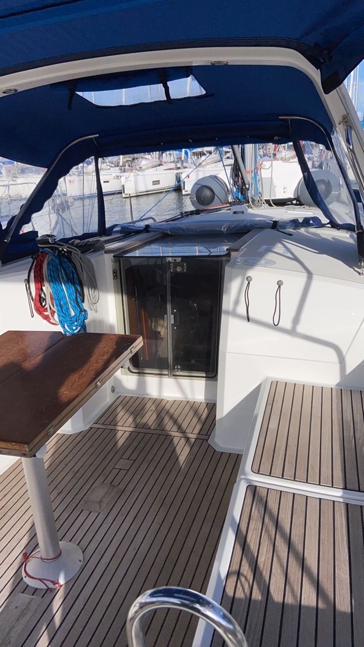 Beneteau Oceanis 38 | Jasmine