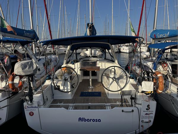 Beneteau Oceanis 35 | Albarosa