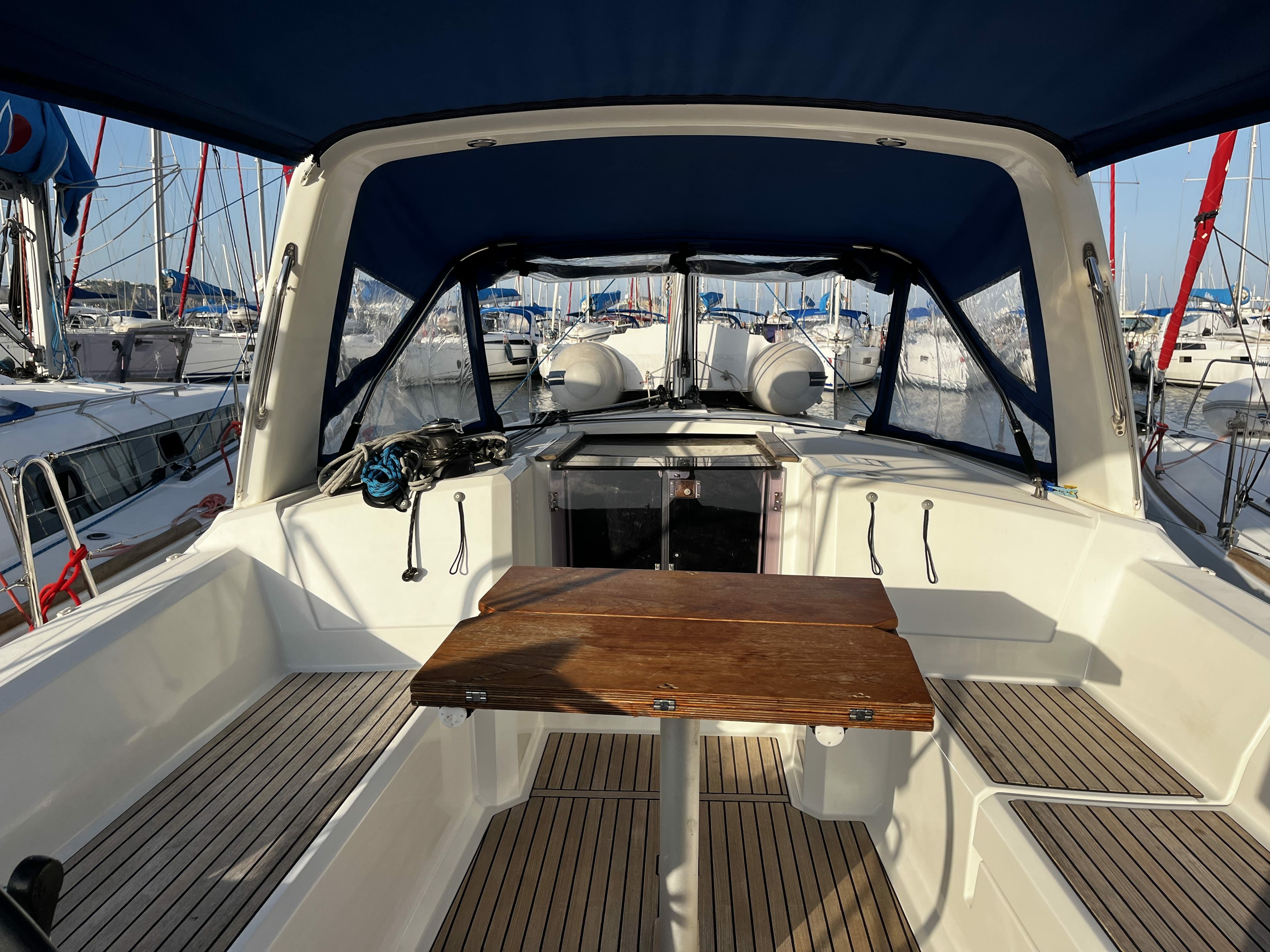Beneteau Oceanis 35 | Albarosa