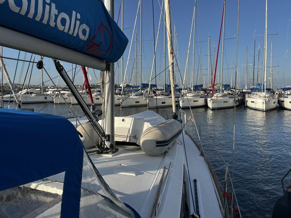 Beneteau Oceanis 35 | Albarosa