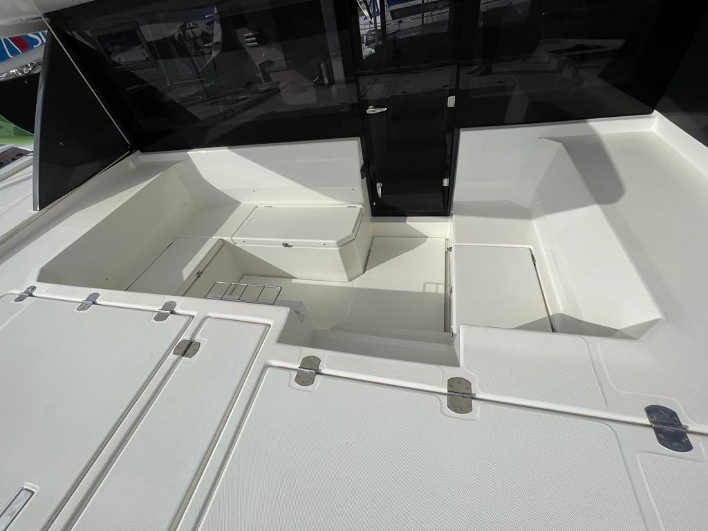 Leopard 45 | Prince Laurence