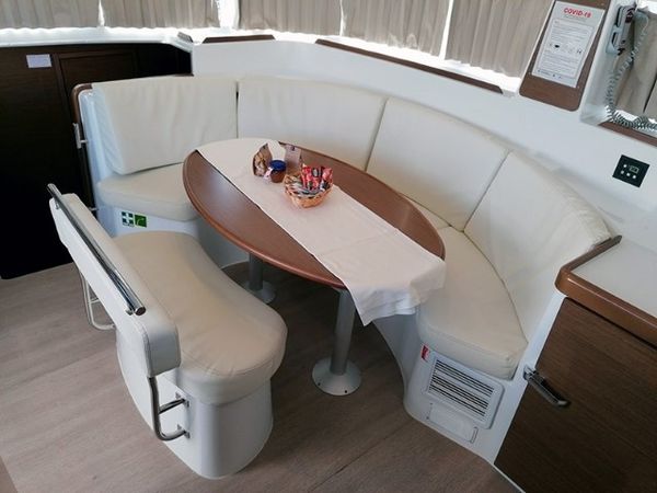 Lagoon 380 S2 | Grey Pearl