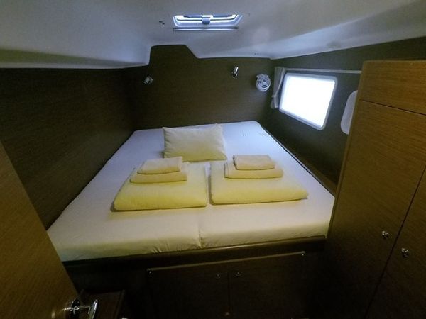 Lagoon 380 S2 | Grey Pearl