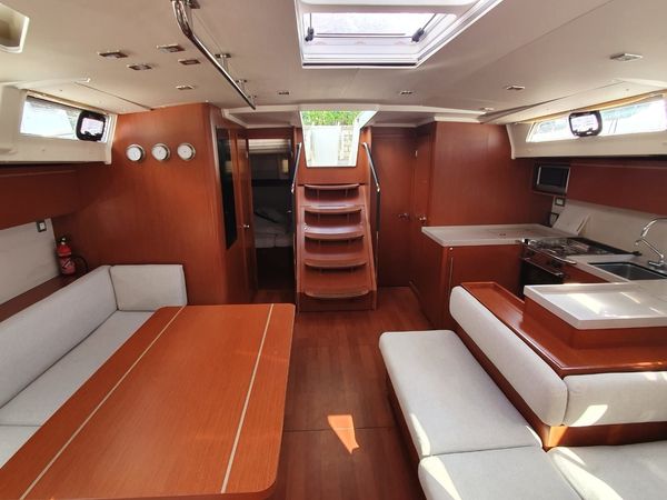 Beneteau Oceanis 51 | Malafemmena