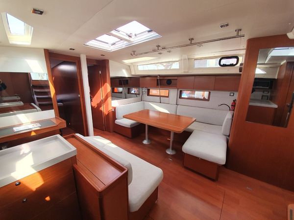 Beneteau Oceanis 51 | Malafemmena