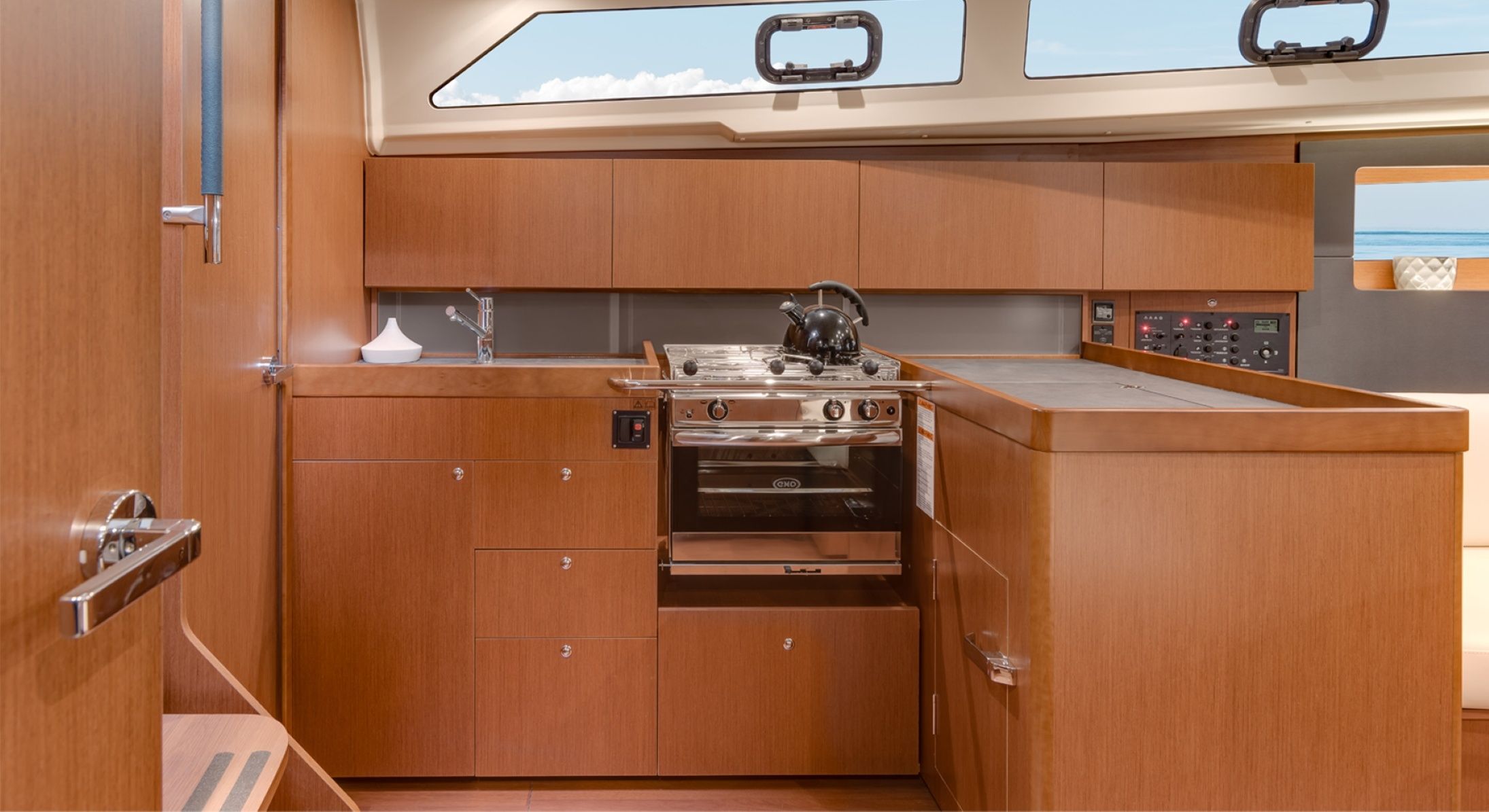 Beneteau Oceanis 41.1 | Theresa