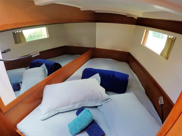 Beneteau Oceanis 48 | Cayetana