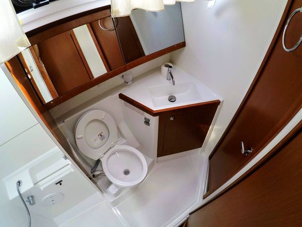 Beneteau Oceanis 48 | Cayetana