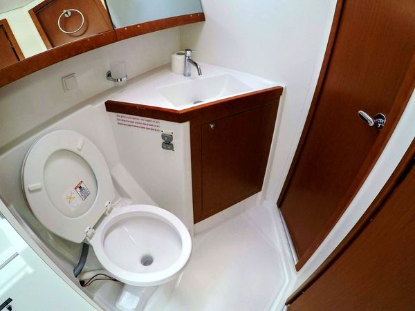 Beneteau Oceanis 48 | Cayetana