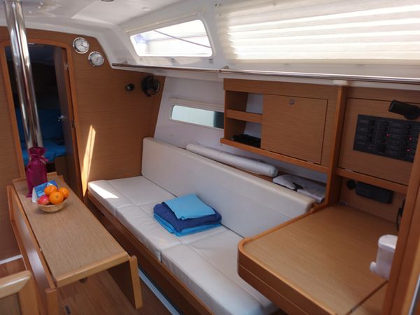 Jeanneau Sun Odyssey 319 | Pupatella