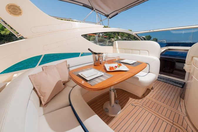 Dalla Pieta 48 | Lady Tania