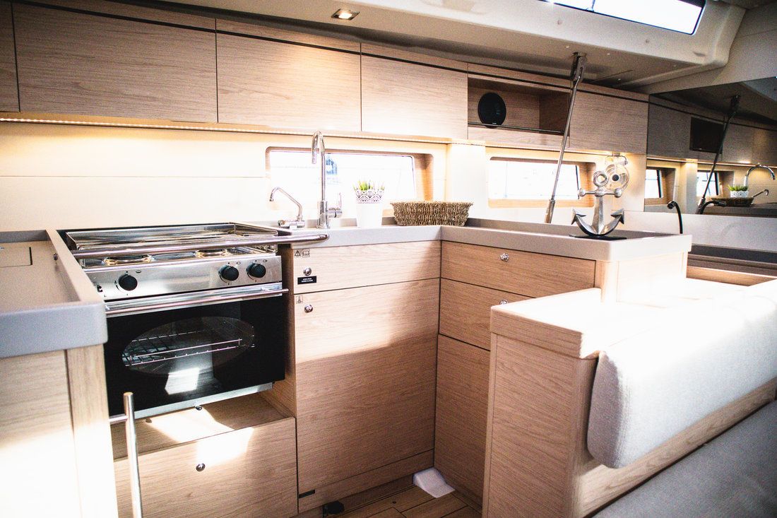 Beneteau Oceanis 51.1 | Full Moon