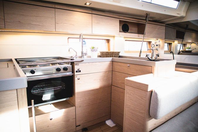 Beneteau Oceanis 51.1 | Full Moon