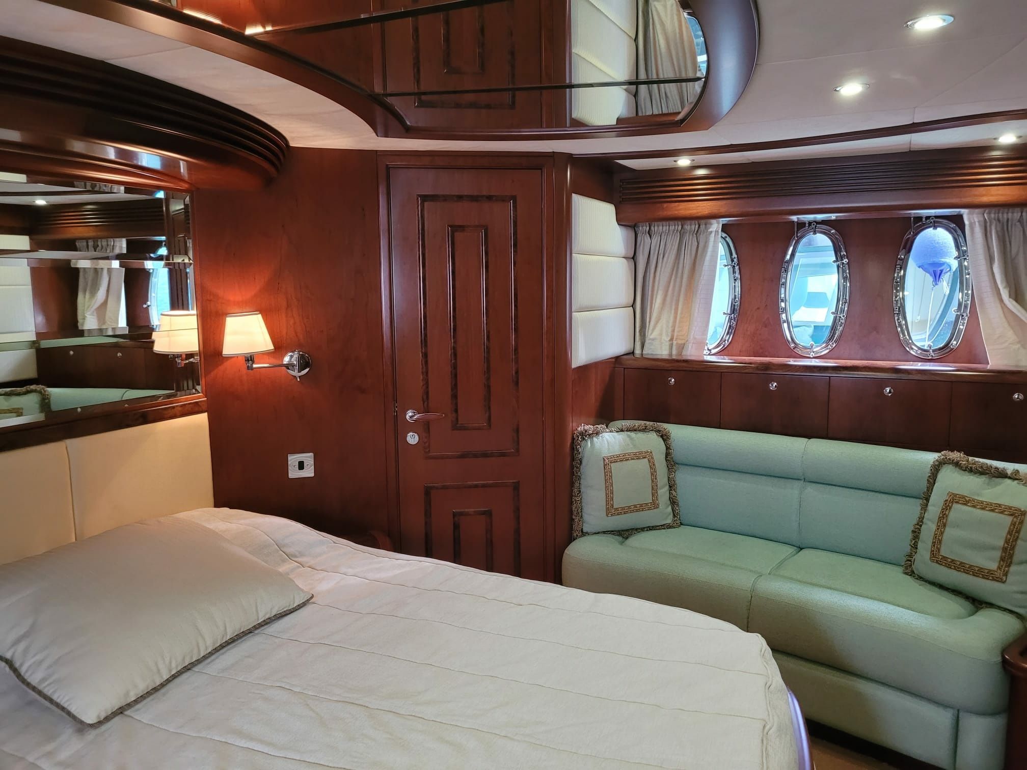 Gulf Craft Majesty 66 | Ms. Mouse