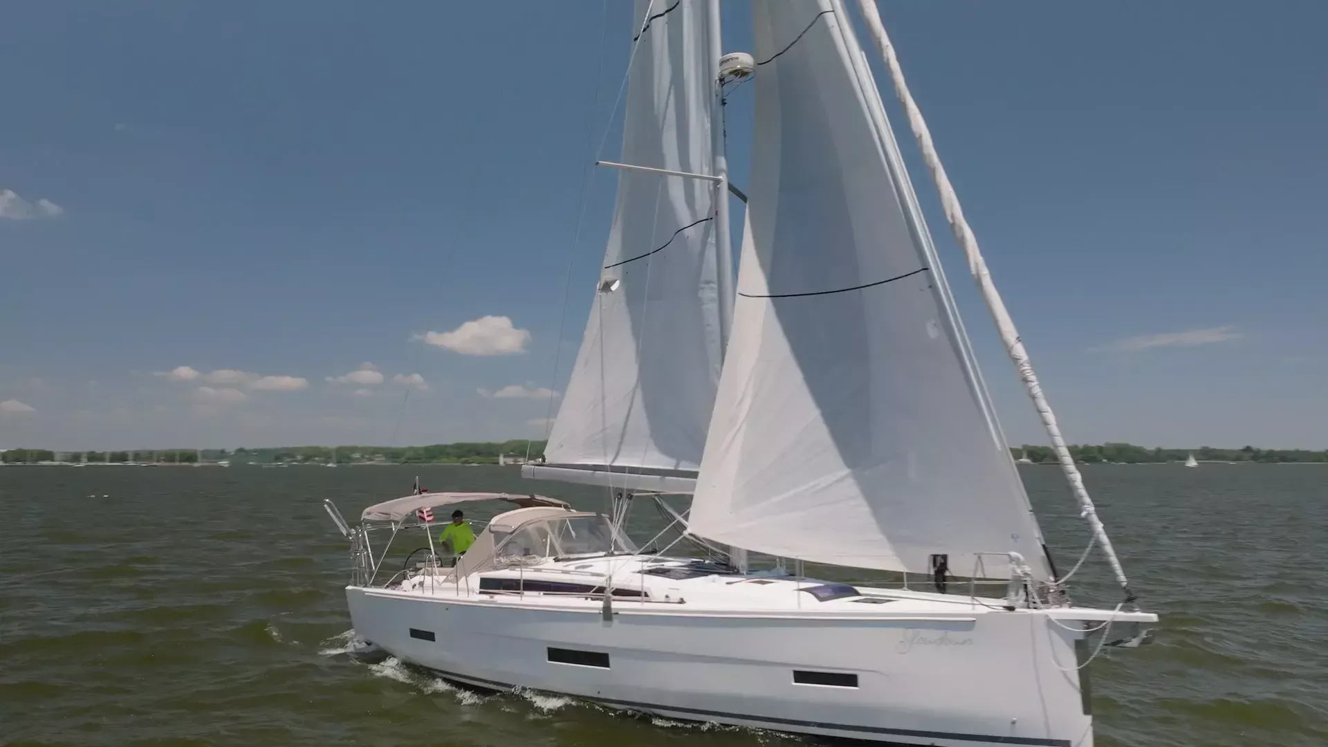 Dufour 430 | Slowdown