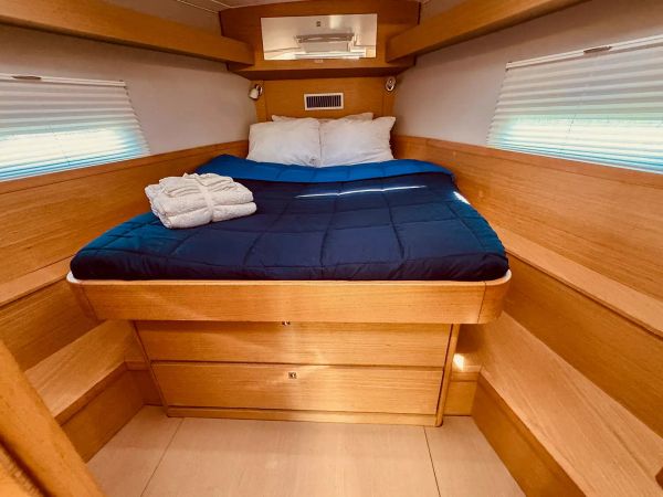 Dufour 430 | Slowdown