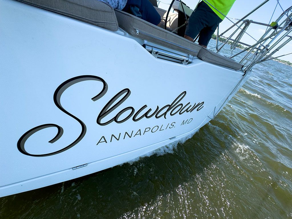 Dufour 430 | Slowdown