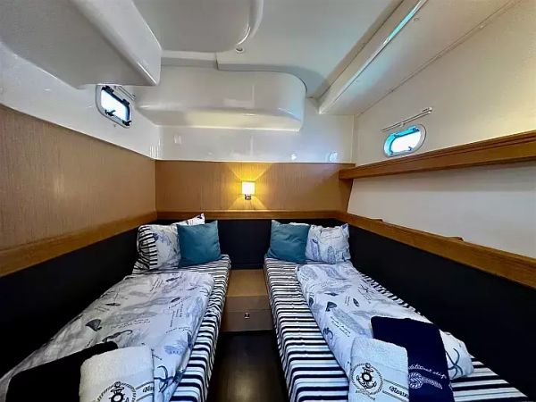 Bavaria Sport 44 | Paluma