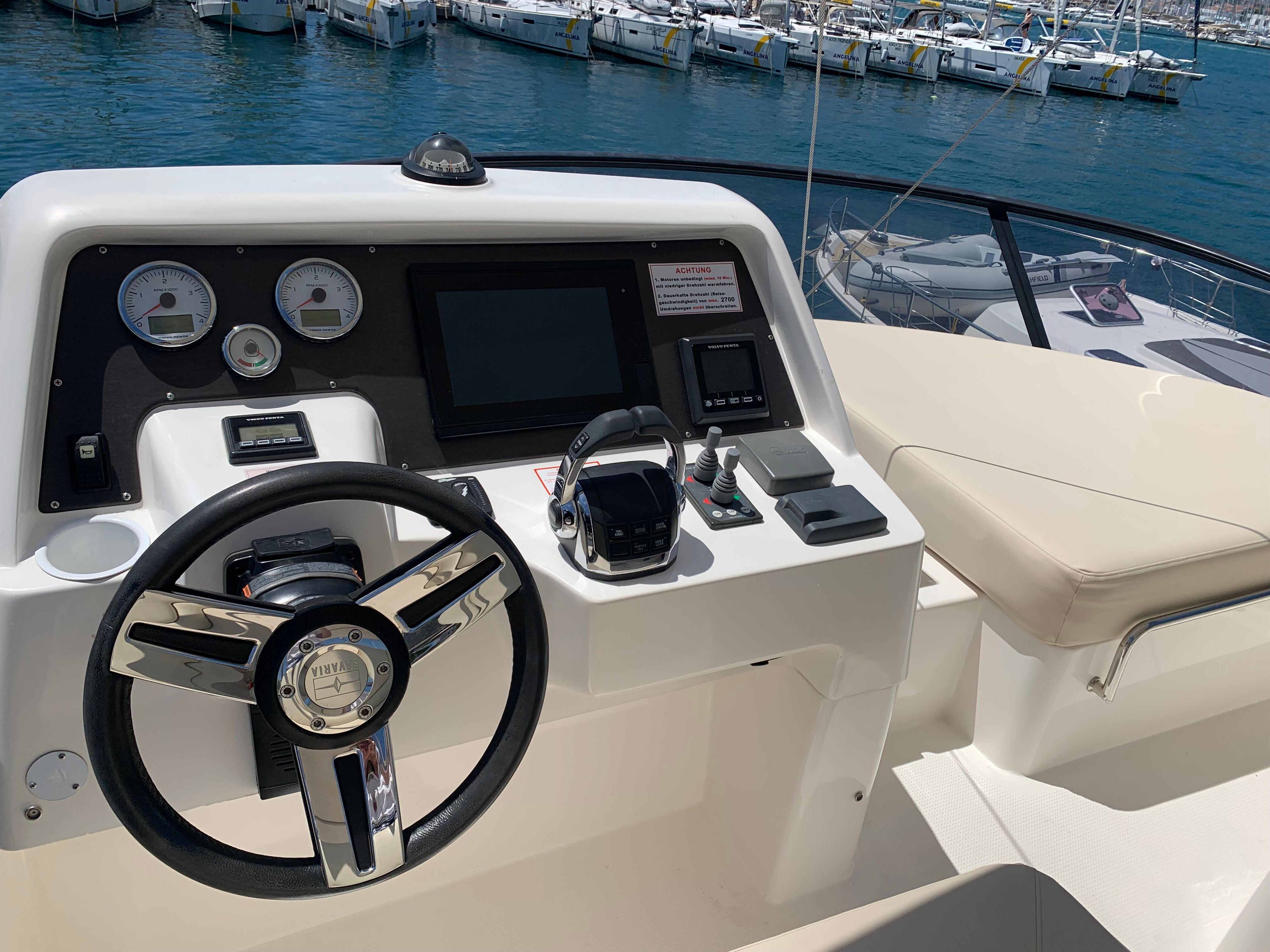 Bavaria Virtess 420 Fly | Sunrise