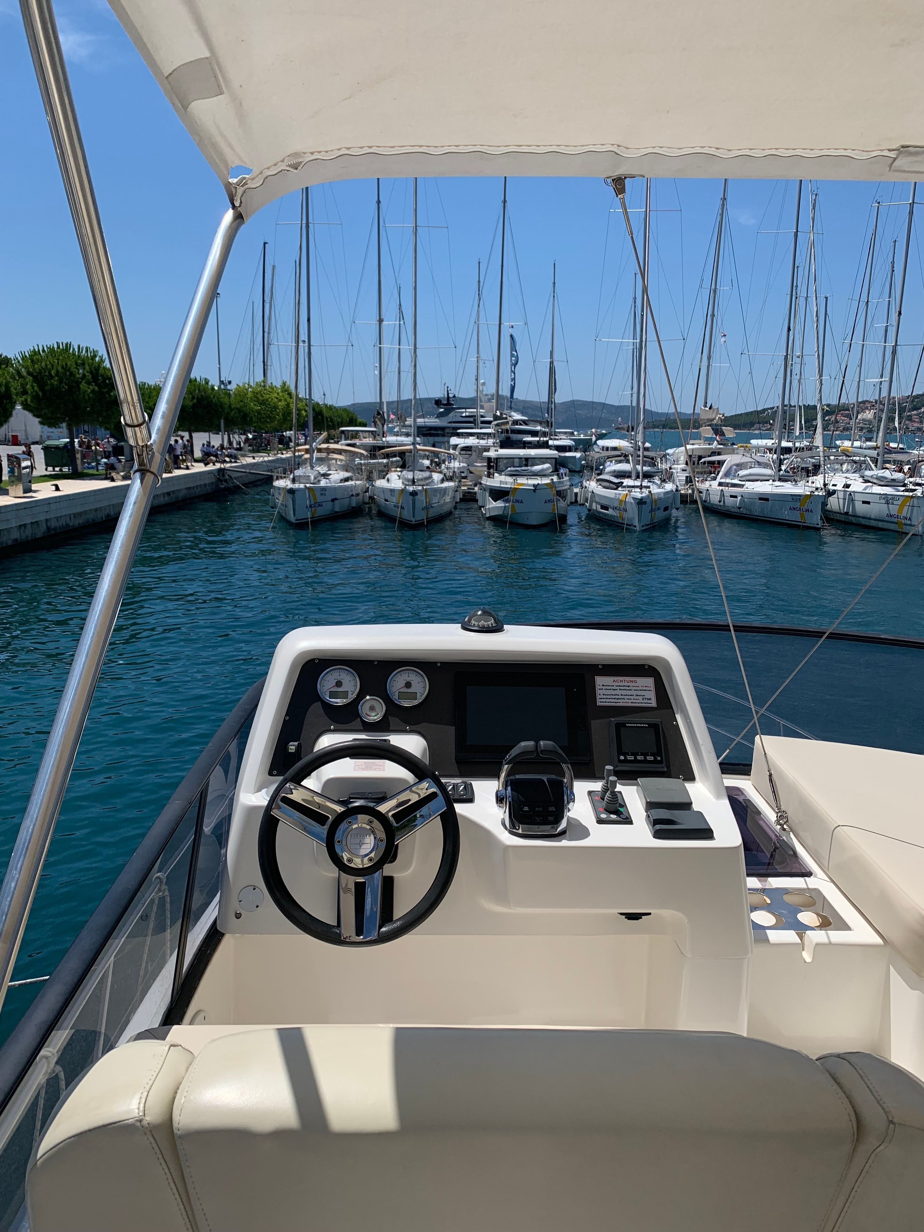 Bavaria Virtess 420 Fly | Sunrise