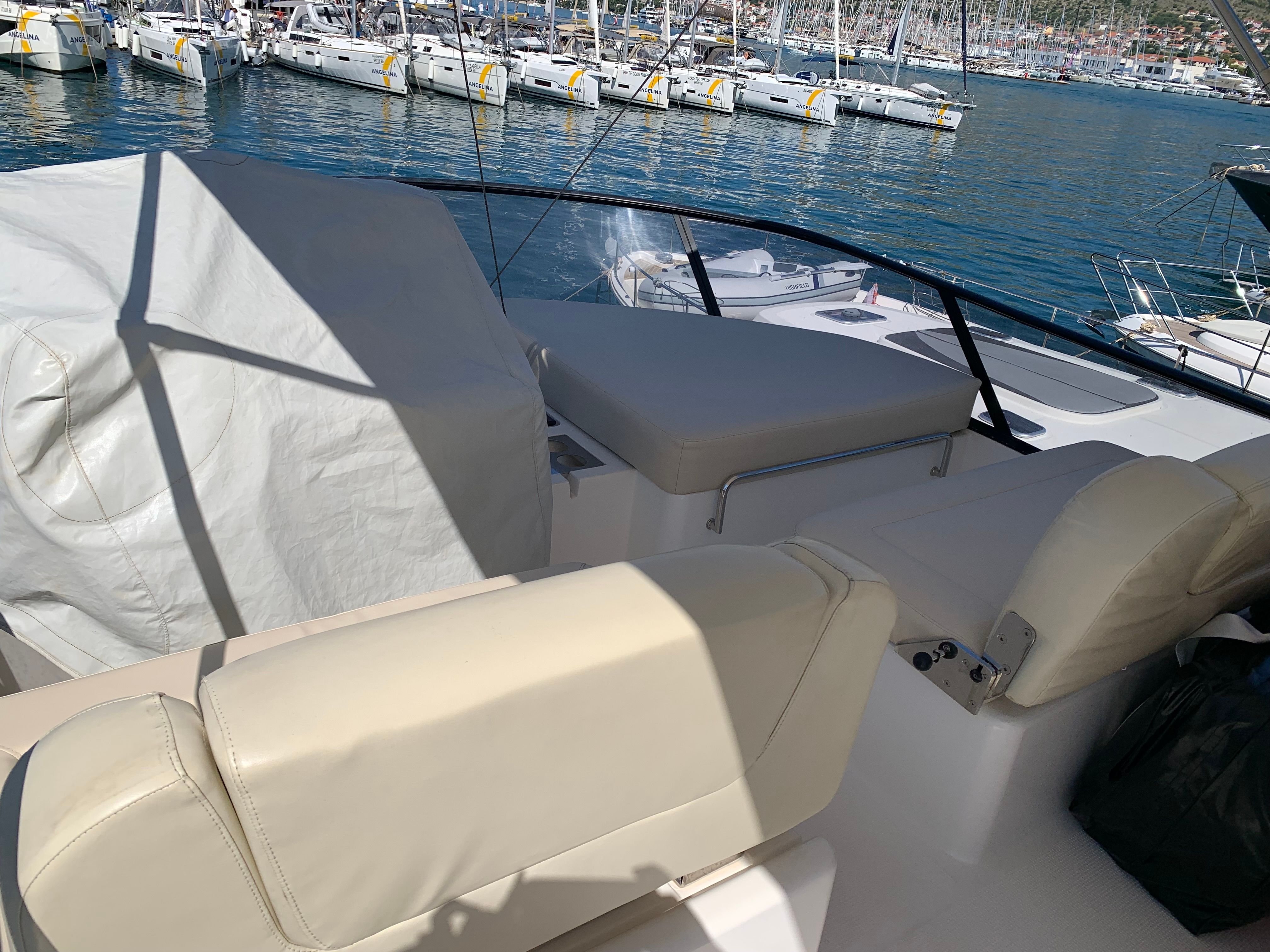 Bavaria Virtess 420 Fly | Sunrise