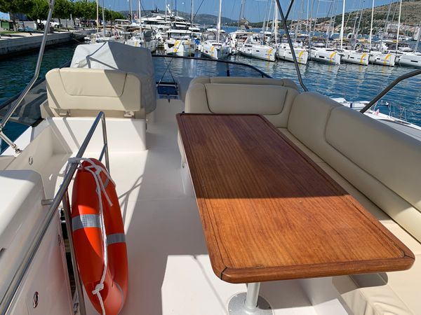 Bavaria Virtess 420 Fly | Sunrise