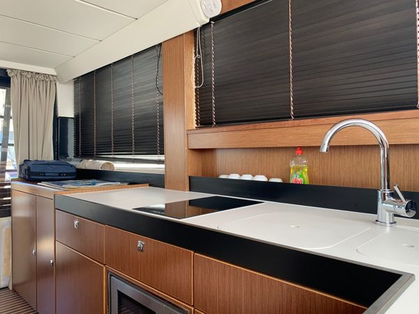 Bavaria Virtess 420 Fly | Sunrise