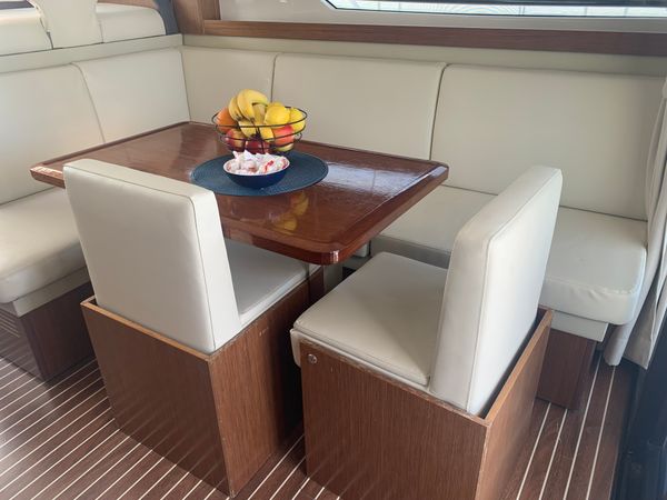 Bavaria Virtess 420 Fly | Sunrise