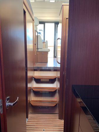 Bavaria Virtess 420 Fly | Sunrise