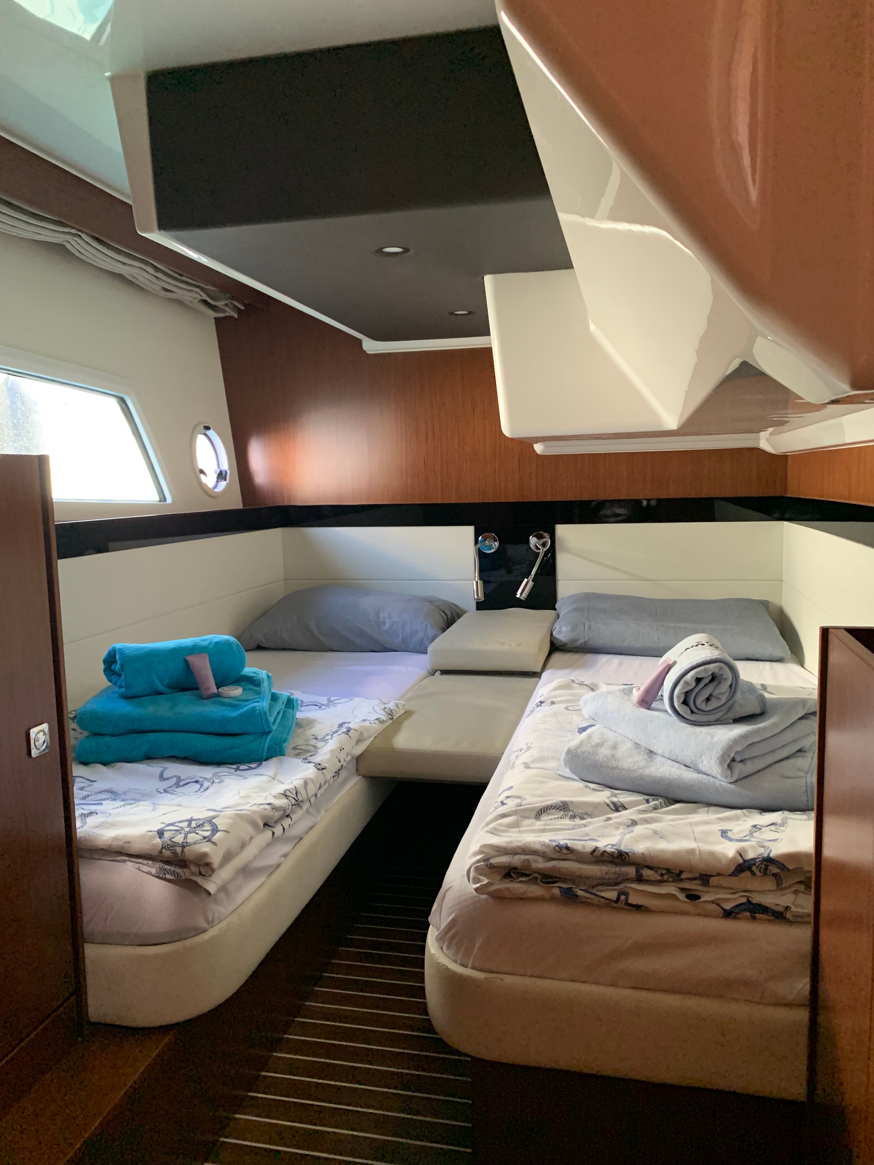 Bavaria Virtess 420 Fly | Sunrise