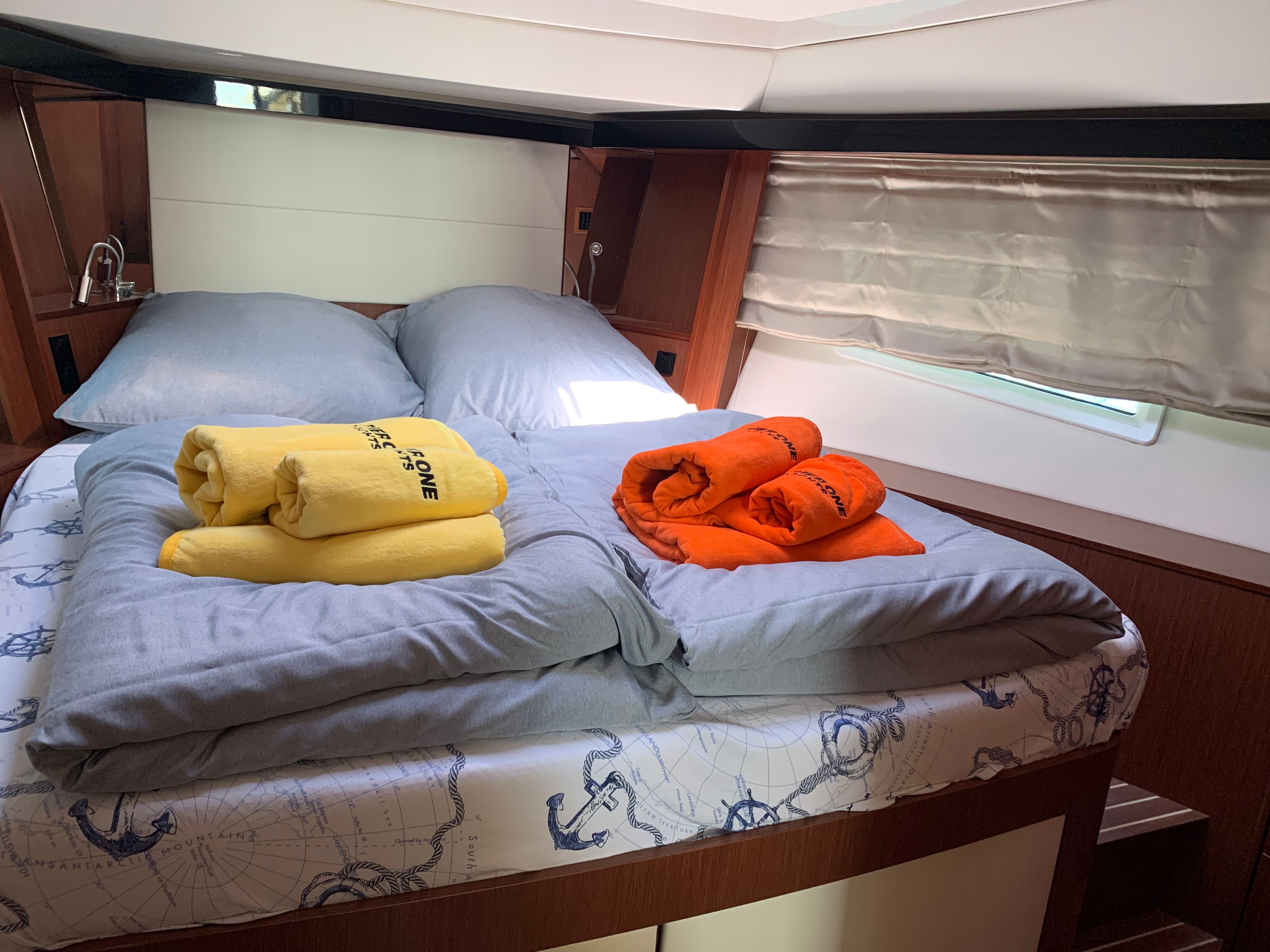 Bavaria Virtess 420 Fly | Sunrise