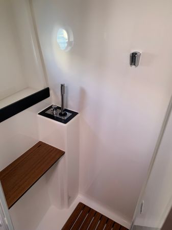 Bavaria Virtess 420 Fly | Sunrise