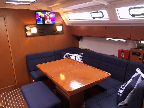 Bavaria Cruiser 46 | Leonidas