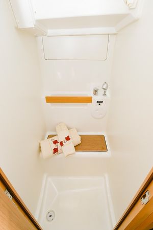 Beneteau Oceanis 38 | Lisis